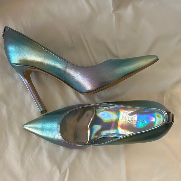 Guess Seanna Dress Pump - Picture 1 of 6